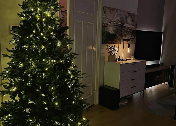 Center Charm - Lumina *